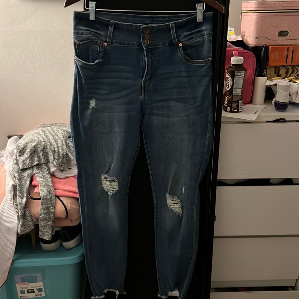 Kendall and Kylie ripped jeans